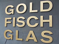 „Gold Fisch Glas“ – Gefunden im Schanzenviertel, Hamburg