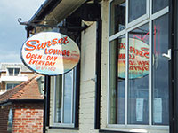 „sunsex-lounge“  – Gefunden in Port Smith... oder sollte es sunset heissen?