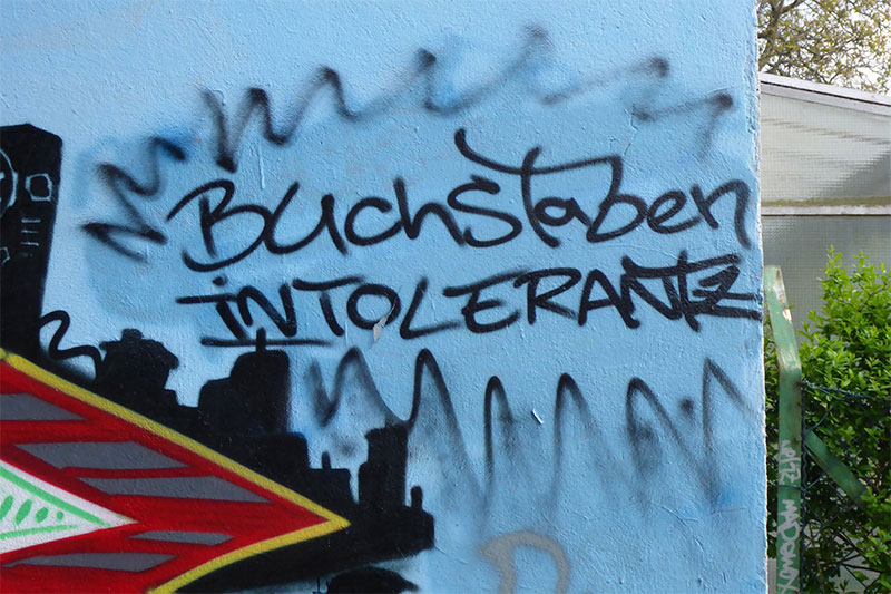 … Brief an Freunde schreiben … (gefunden von Katrin L.)